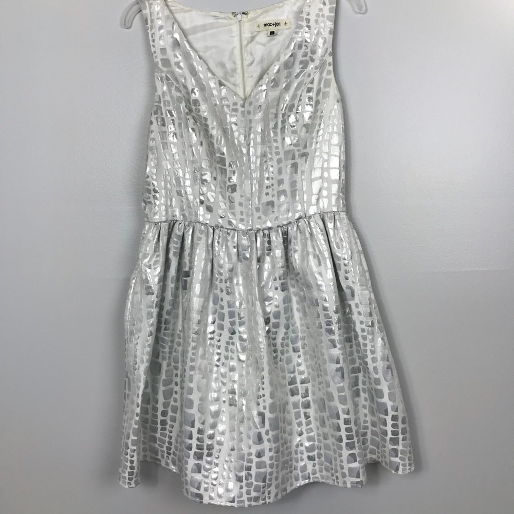 ✨HP✨ Mac + Jac Silver Skater Dress